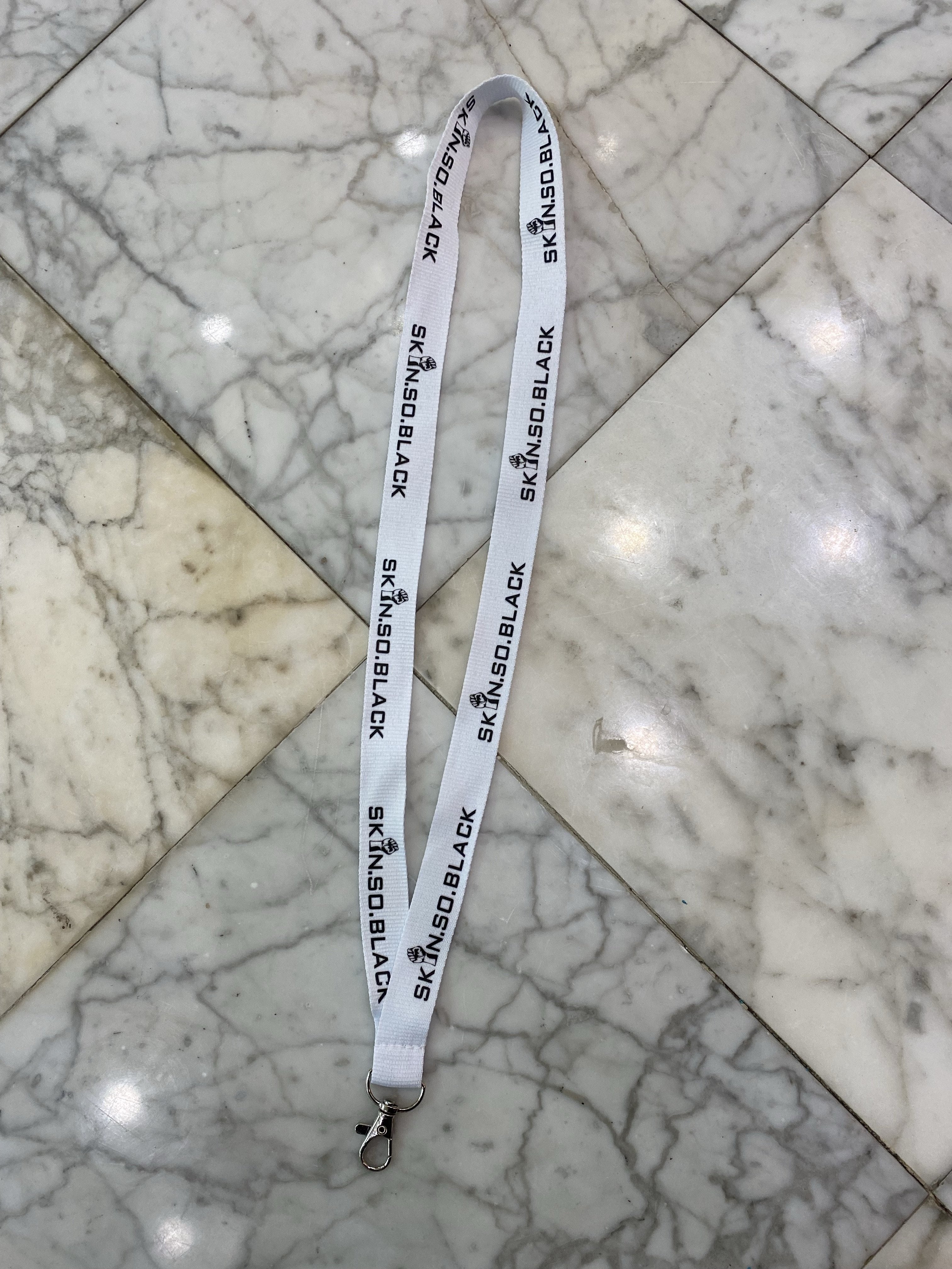 SKIN.SO.BLACK Lanyard